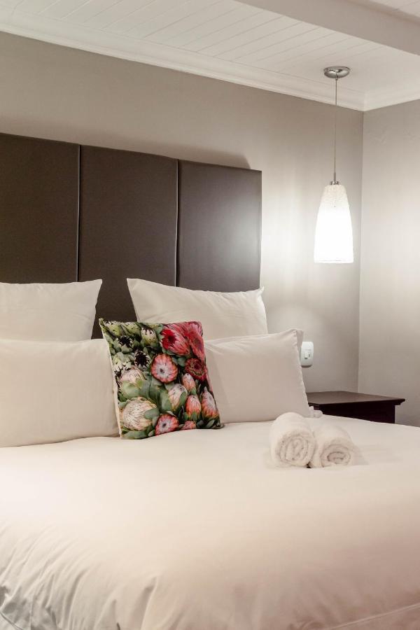 รัสลาแมร์ โฮเต็ล Hotel เดอร์บันวิลล์ ภายนอก รูปภาพ