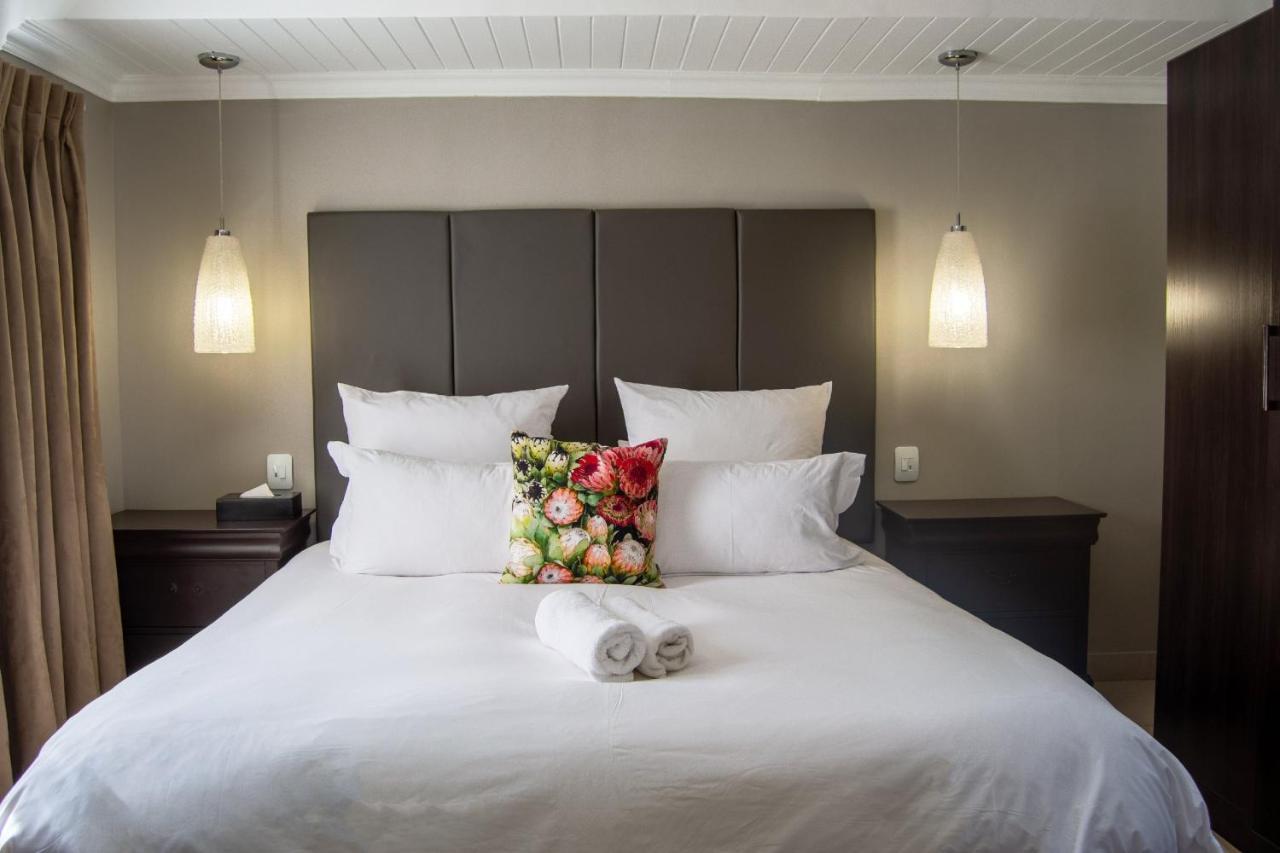 รัสลาแมร์ โฮเต็ล Hotel เดอร์บันวิลล์ ภายนอก รูปภาพ