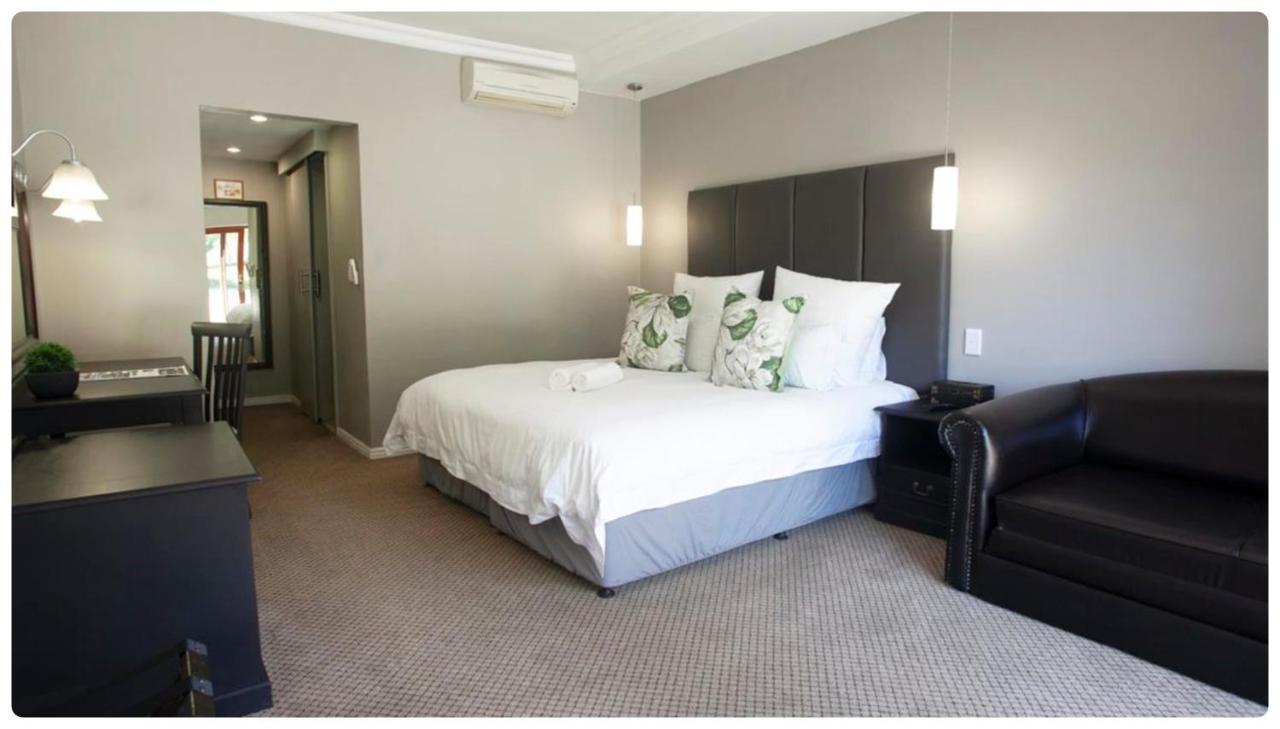 รัสลาแมร์ โฮเต็ล Hotel เดอร์บันวิลล์ ภายนอก รูปภาพ