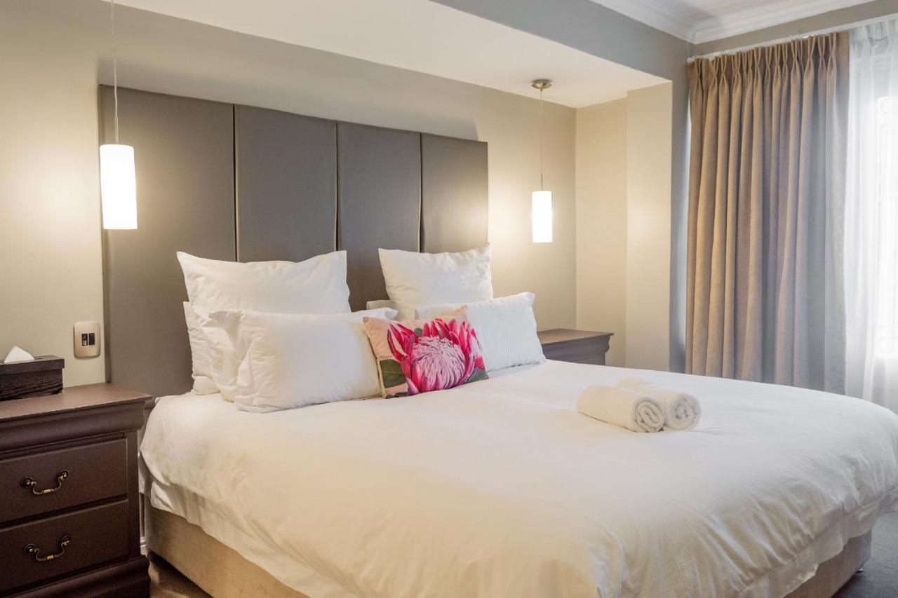 รัสลาแมร์ โฮเต็ล Hotel เดอร์บันวิลล์ ภายนอก รูปภาพ