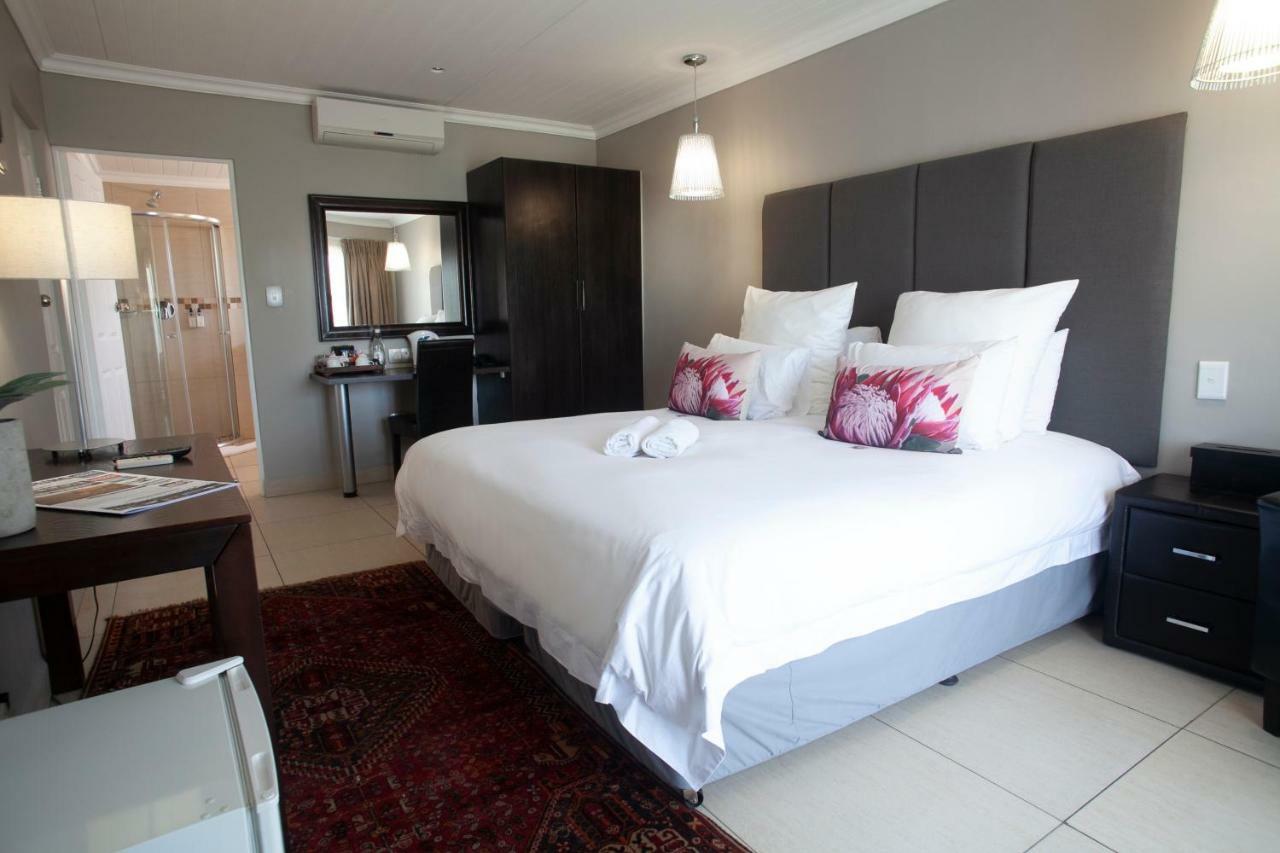 รัสลาแมร์ โฮเต็ล Hotel เดอร์บันวิลล์ ภายนอก รูปภาพ